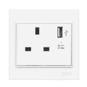 M-213 13A 3 Pin Flat Socket + USB